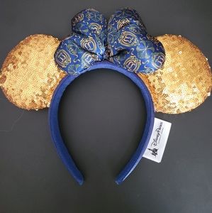 Disneyland club 33 mickey mouse ears